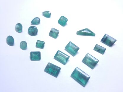 8.49 t.c.w. Natural Emerald Lot - Image 3