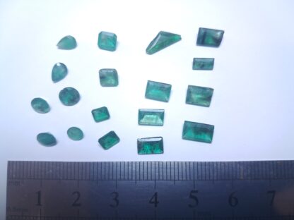 8.49 t.c.w. Natural Emerald Lot - Image 6